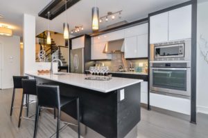 arrow lofts 708 kitchen